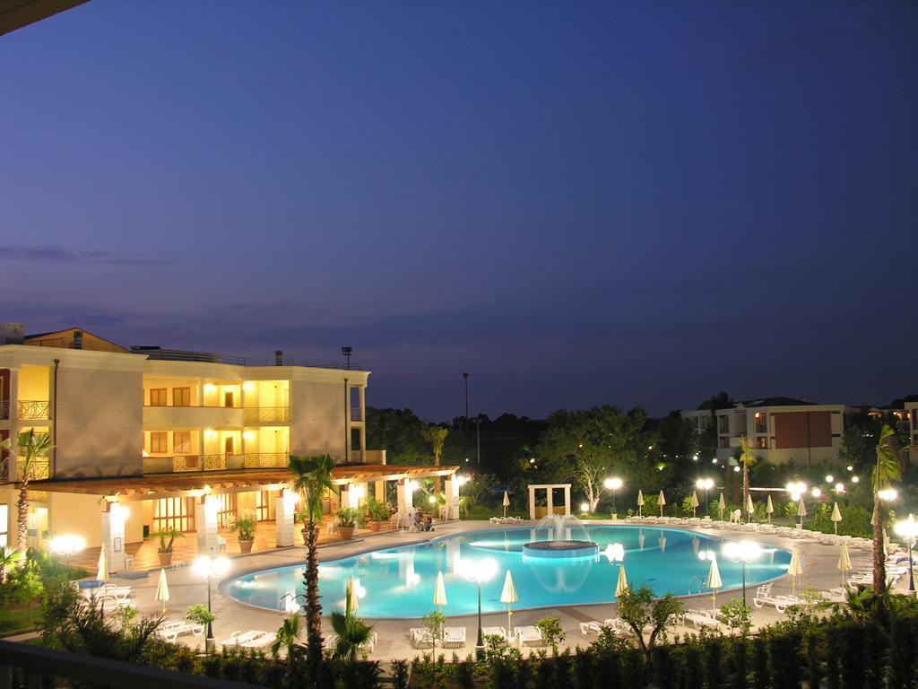 Hotel Centro Turistico Akiris Nova Siri Marina Exterior foto